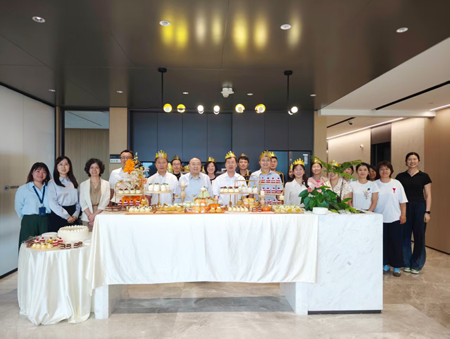 集團(tuán)總部工會舉辦職工集體生日會